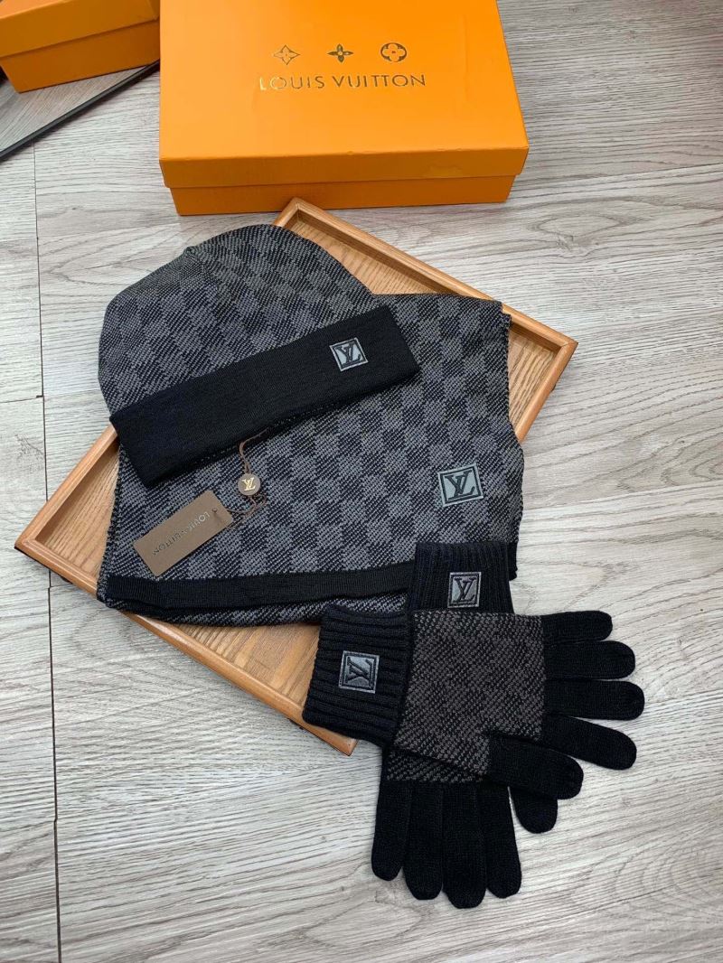 Louis Vuitton Caps Scarfs